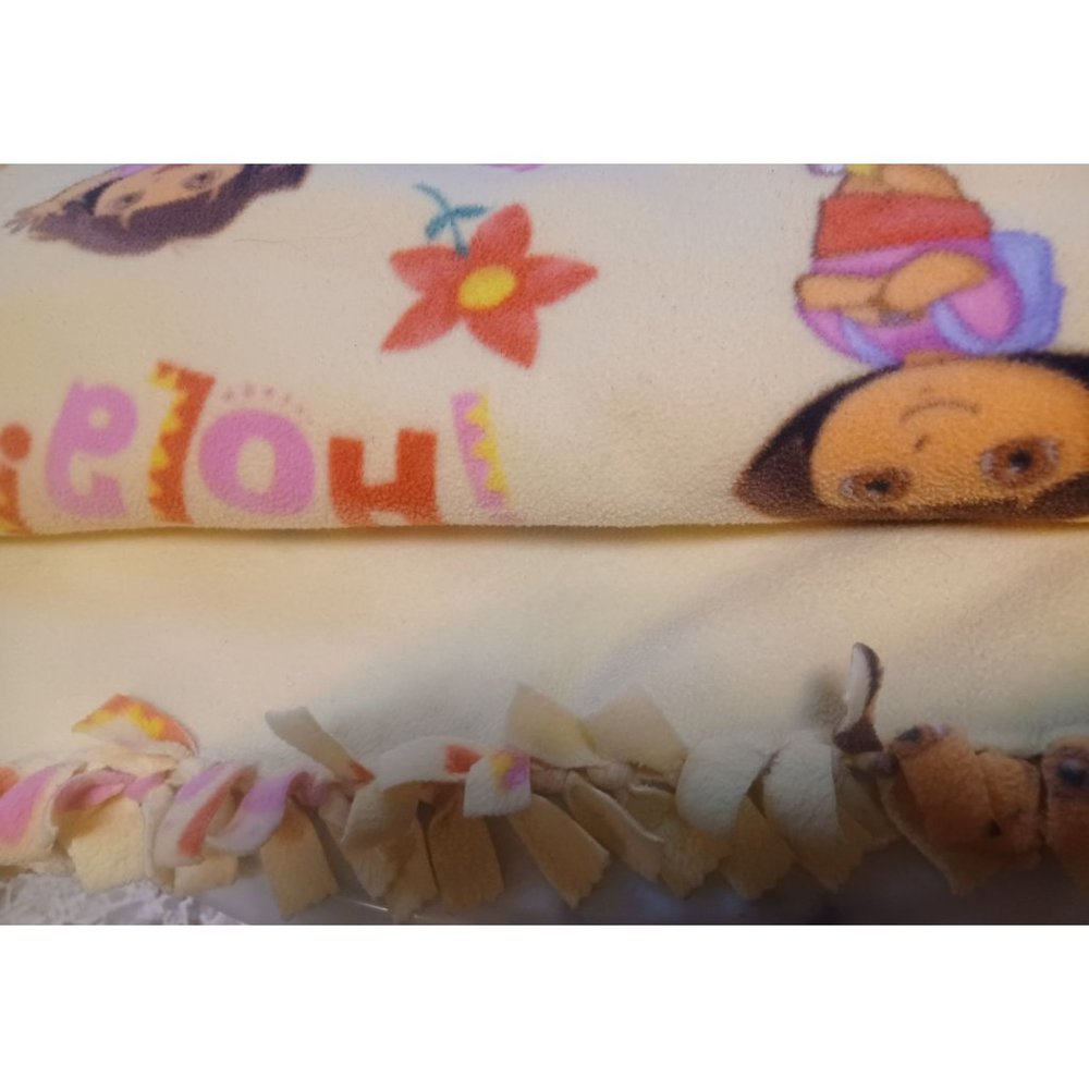 Dora the Explorer Fleece Nap Mat Built-In Pillow "Hola"